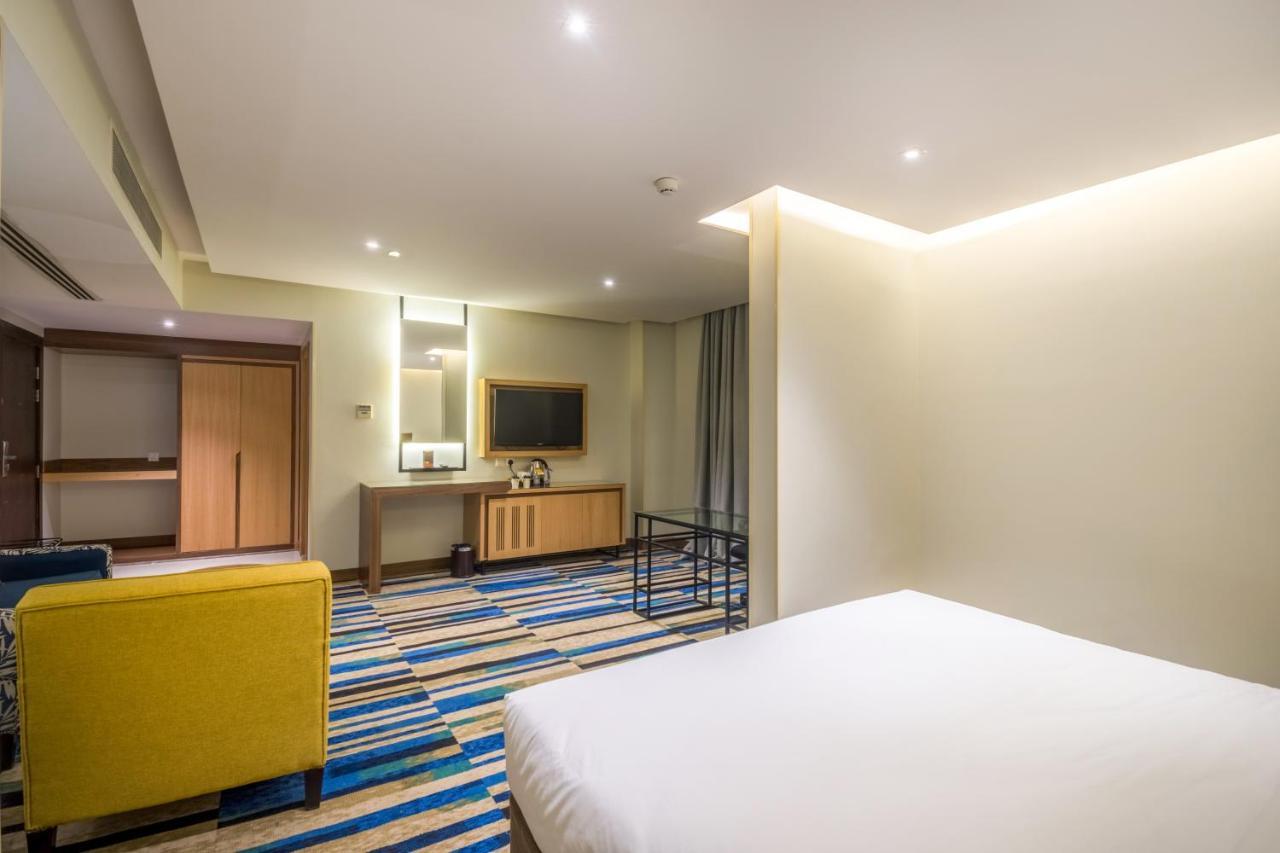 Ewaa Express Hotel - Al Olaya Эр-Рияд Экстерьер фото