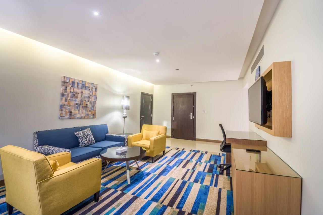 Ewaa Express Hotel - Al Olaya Эр-Рияд Экстерьер фото