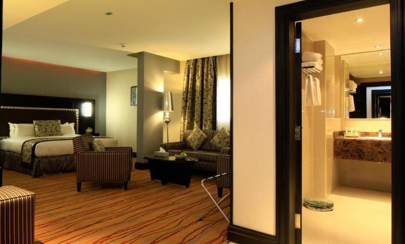 Ewaa Express Hotel - Al Olaya Эр-Рияд Экстерьер фото