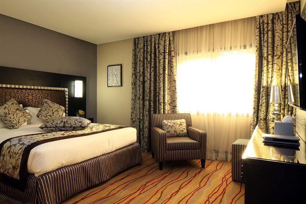 Ewaa Express Hotel - Al Olaya Эр-Рияд Экстерьер фото
